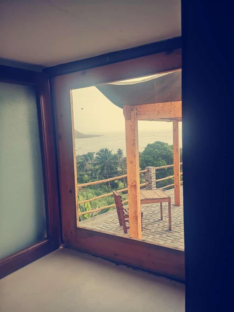 Bed and Breakfast Kaza Ladera Seladinha Exterior foto