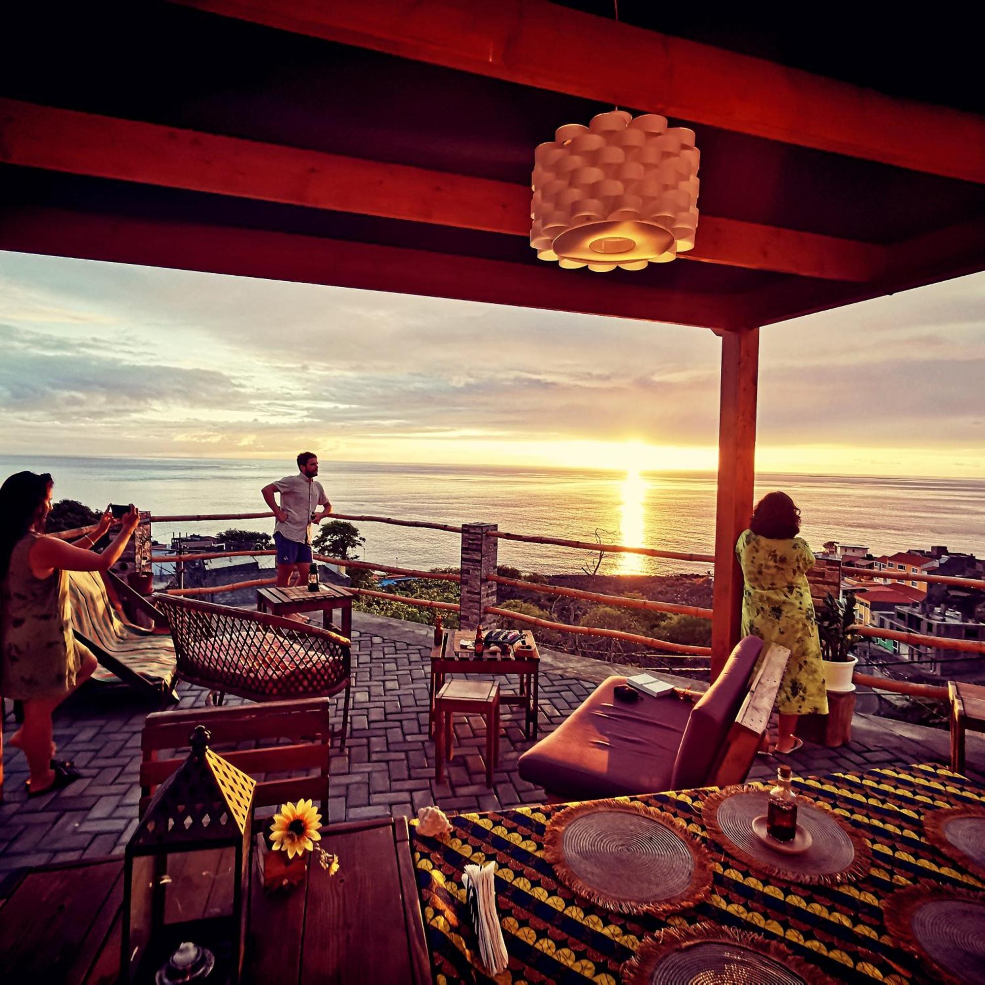 Bed and Breakfast Kaza Ladera Seladinha Exterior foto