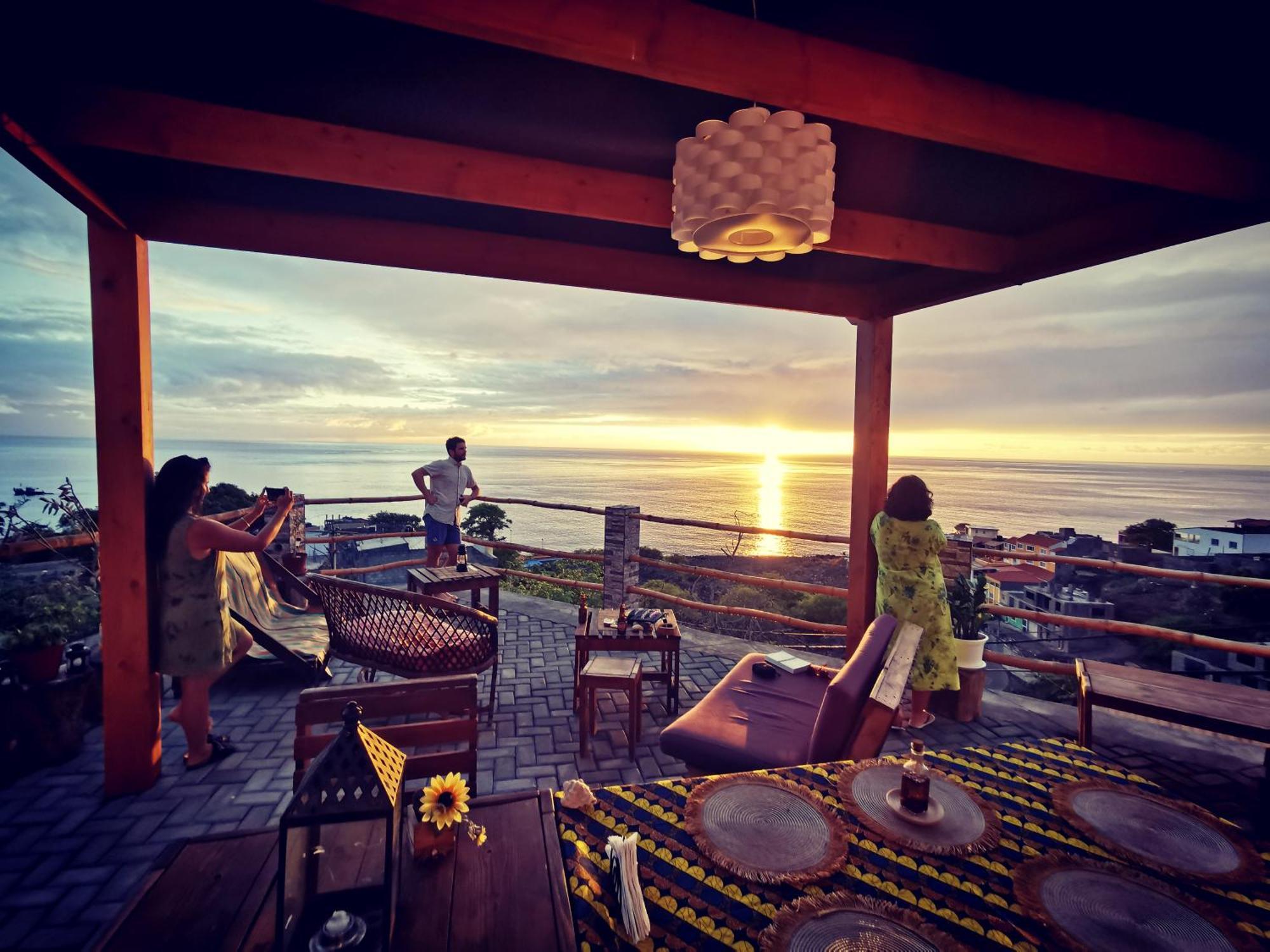 Bed and Breakfast Kaza Ladera Seladinha Exterior foto